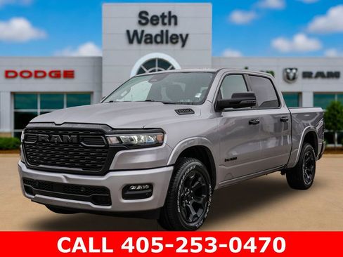 Used 2025 RAM 1500 Big Horn AWD/4WD image 3
