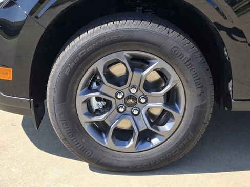 New 2025 Ford Maverick XLT w/ XLT Luxury Package FWD image 7