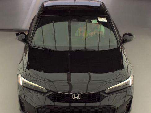 Used 2025 Honda Civic Sport image 3