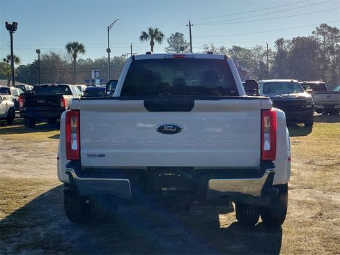 Used 2024 Ford F350 XLT image 8