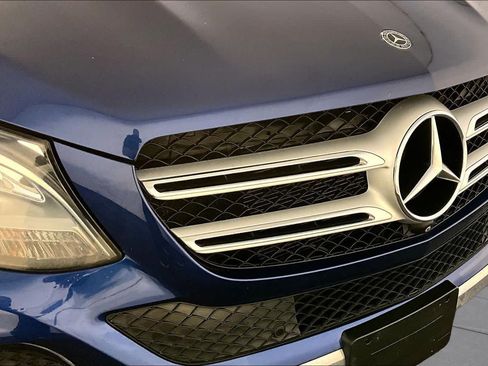 Used 2018 Mercedes-Benz GLE 350 4MATIC image 32