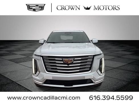 New 2026 Cadillac Escalade Platinum Luxury w/ LPO, Floor Liner Package image 2