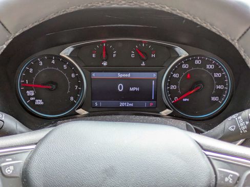 Used 2024 Chevrolet Equinox LT FWD image 27