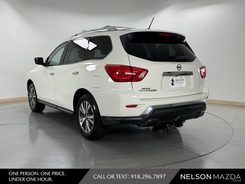 Used 2018 Nissan Pathfinder S FWD image 8