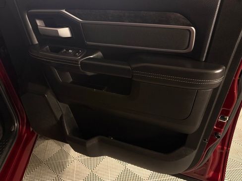 Used 2024 RAM 2500 Big Horn image 31