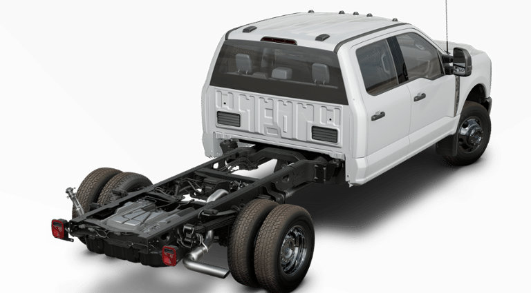 New 2025 Ford F350 XL w/ XL Chrome Package RWD image 25