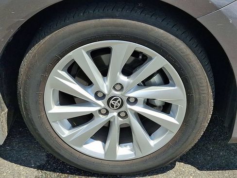 Used 2024 Toyota Camry LE FWD image 9