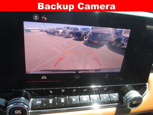 Used 2025 GMC Canyon AT4 AWD/4WD image 15