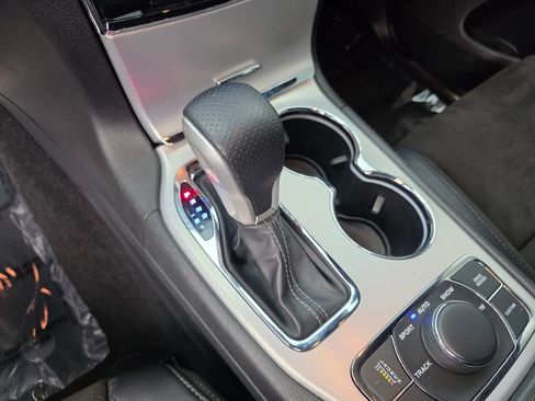 Used 2021 Jeep Grand Cherokee SRT AWD/4WD image 24
