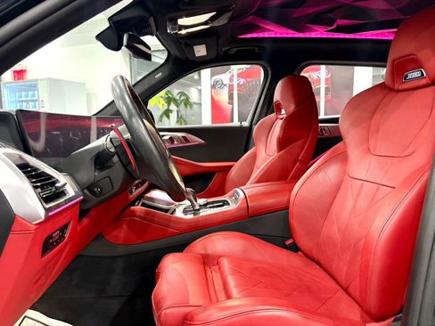 Used 2023 BMW XM image 12