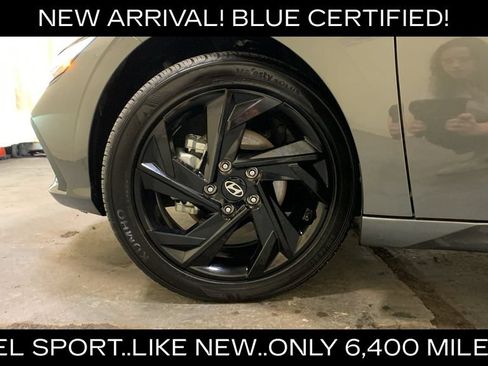 Used 2026 Hyundai Elantra Sport FWD image 35
