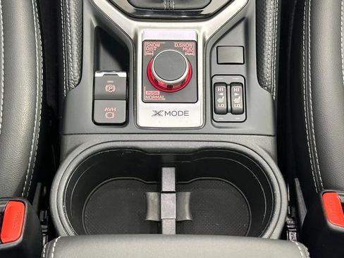 Used 2024 Subaru Forester Limited AWD/4WD image 17