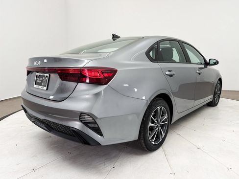 Used 2024 Kia Forte LXS FWD image 15