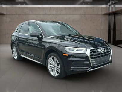 Used 2019 Audi Q5 2.0T Premium Plus w/ Premium Plus Package