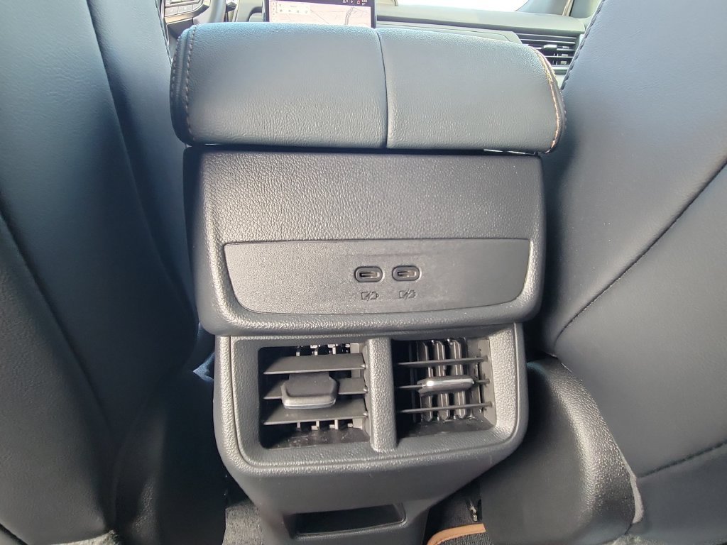 Used 2026 GMC Terrain AT4 w/ Technology Package II AWD/4WD image 22