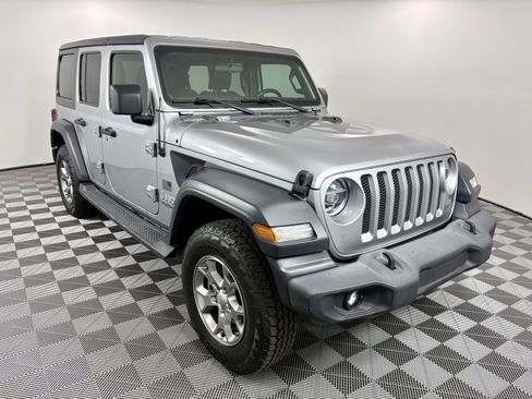Used 2020 Jeep Wrangler Unlimited Sport image 7