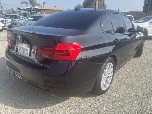Used 2018 BMW 320i Sedan w/ Convenience Package image 2