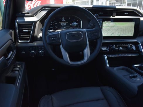 Used 2025 GMC Sierra 3500 Denali w/ Denali Reserve Package image 17