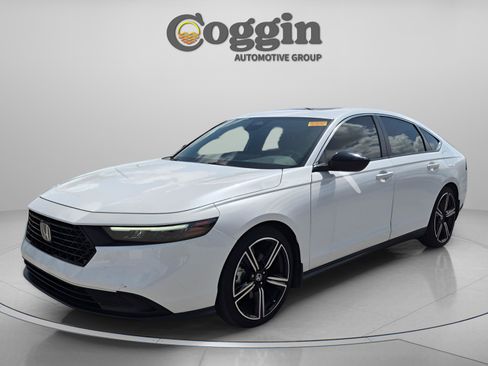 Certified 2024 Honda Accord Sport image 1