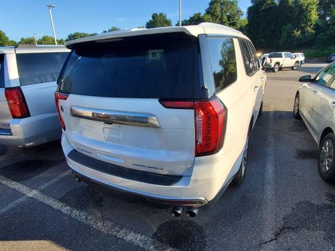Used 2021 GMC Yukon Denali w/ Denali Ultimate Package AWD/4WD image 10