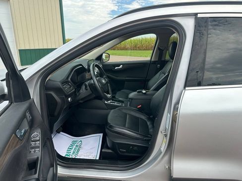 Used 2020 Ford Escape Titanium AWD/4WD image 10