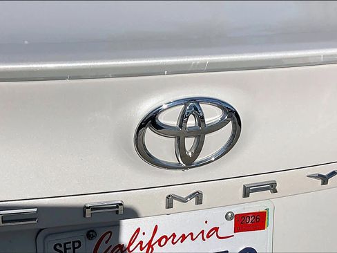 Used 2020 Toyota Camry XSE image 29