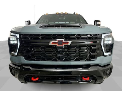 New 2026 Chevrolet Silverado 2500 ZR2 AWD/4WD image 8