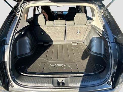 Used 2023 Honda HR-V LX image 25