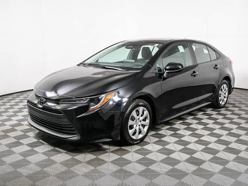 Used 2024 Toyota Corolla LE image 24