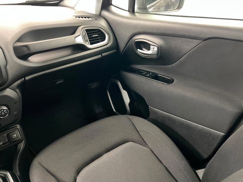 Used 2020 Jeep Renegade Sport w/ Sport Appearance Group AWD/4WD image 11