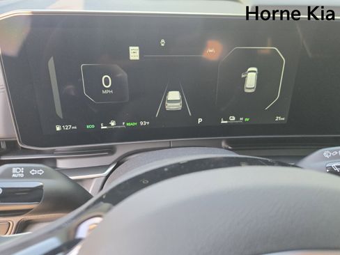 New 2026 Kia Carnival SX image 23