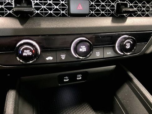 Used 2023 Honda Accord LX image 25