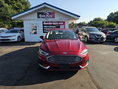 Used 2019 Ford Fusion SEL FWD image 2