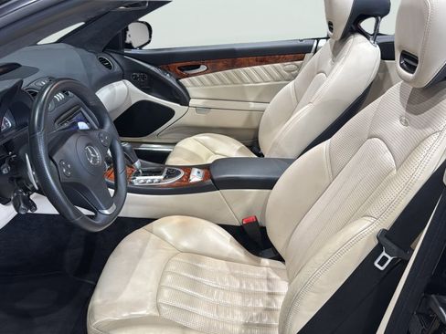 Used 2009 Mercedes-Benz SL 63 AMG SL 63 AMG image 32