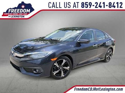 Used 2017 Honda Civic Touring image 1