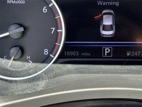 Used 2022 Nissan Sentra SR w/ Electronics Package image 27