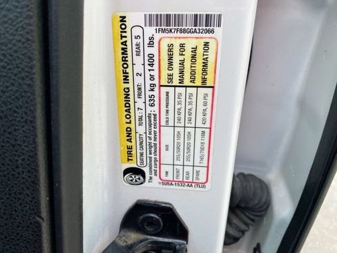 Used 2016 Ford Explorer Limited FWD image 27