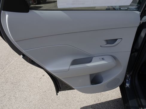 New 2025 Hyundai Kona SEL image 14