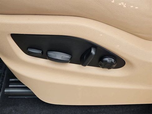 Certified 2022 Porsche Cayenne image 27