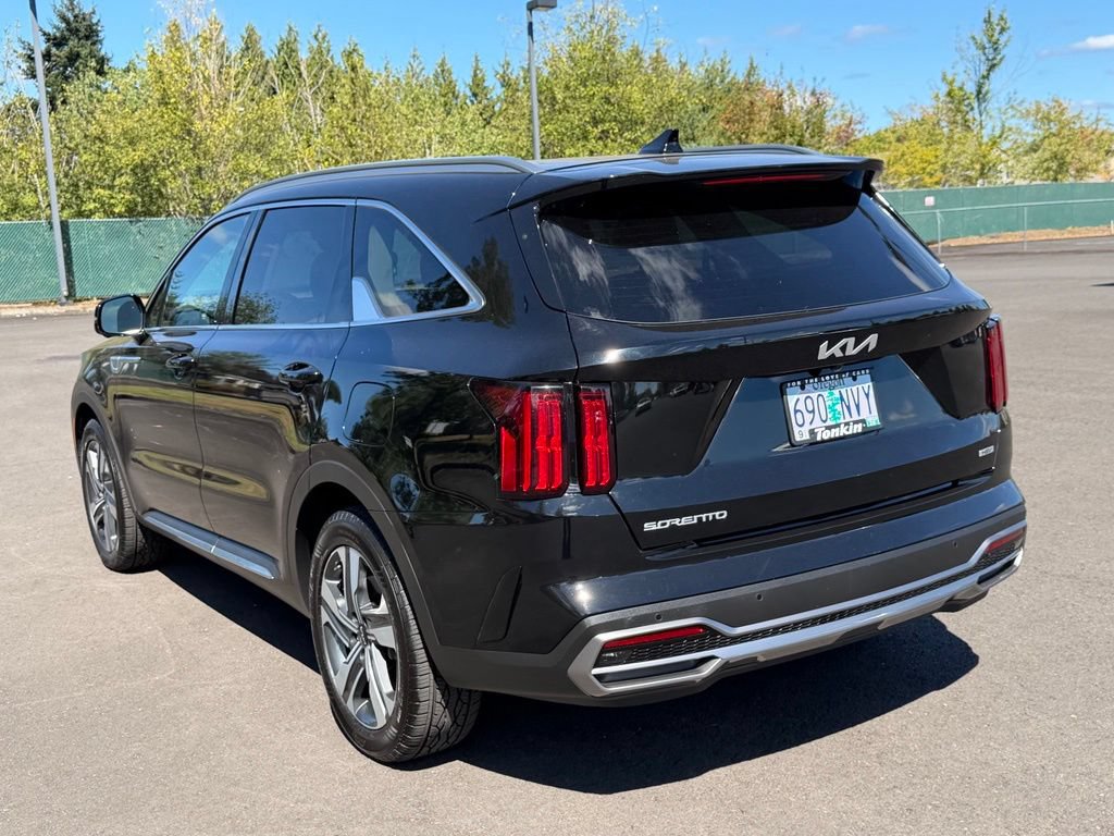 Used 2023 Kia Sorento SX Prestige w/ Panoramic Sunroof Package AWD/4WD image 6