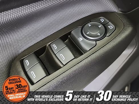 Certified 2023 Chevrolet Equinox RS image 34