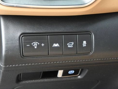 Used 2022 Hyundai Santa Fe Calligraphy FWD image 6