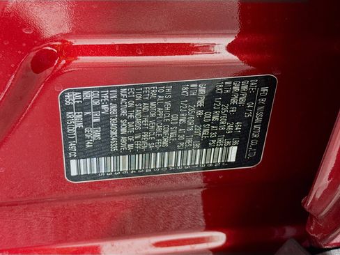 Used 2025 Nissan Rogue SV w/ SV Premium Package FWD image 39