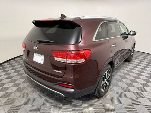 Used 2017 Kia Sorento EX FWD image 6