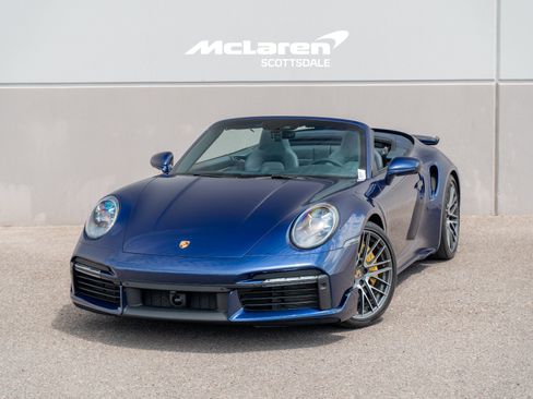 Used 2022 Porsche 911 Cabriolet AWD/4WD image 1