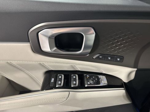 New 2025 Kia Sorento SX Prestige image 17