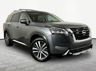 Certified 2022 Nissan Pathfinder Platinum AWD/4WD video 3