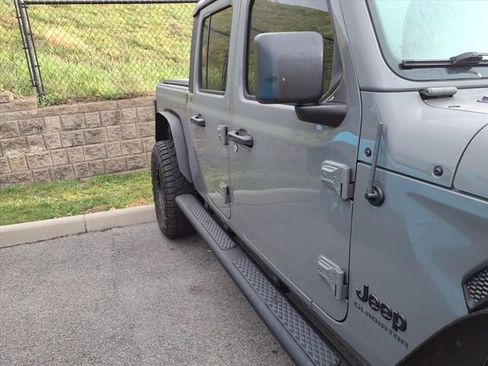 Used 2020 Jeep Gladiator Sport w/ Quick Order Package 24S image 4