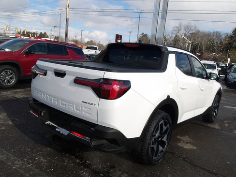 Certified 2024 Hyundai Santa Cruz Limited image 7