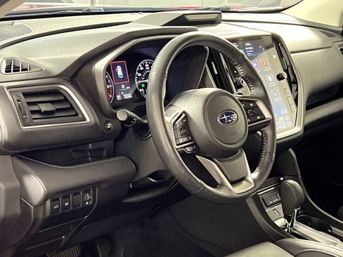 Used 2023 Subaru Ascent Limited w/ Technology Package image 17
